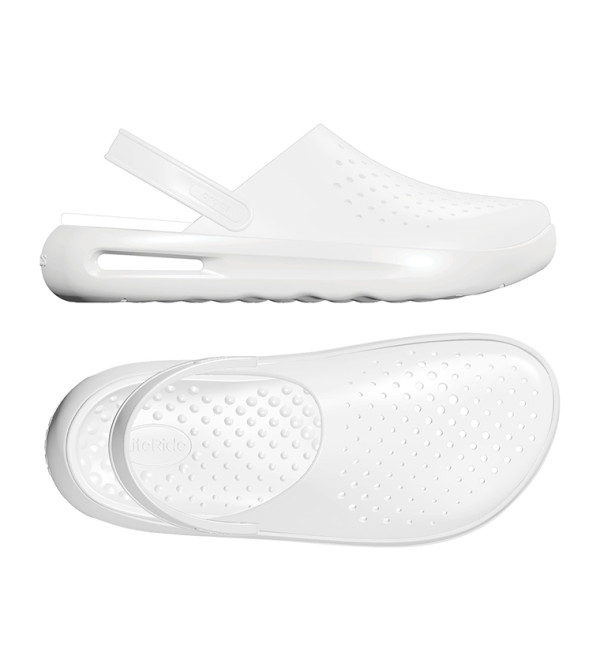 InMotion Clog