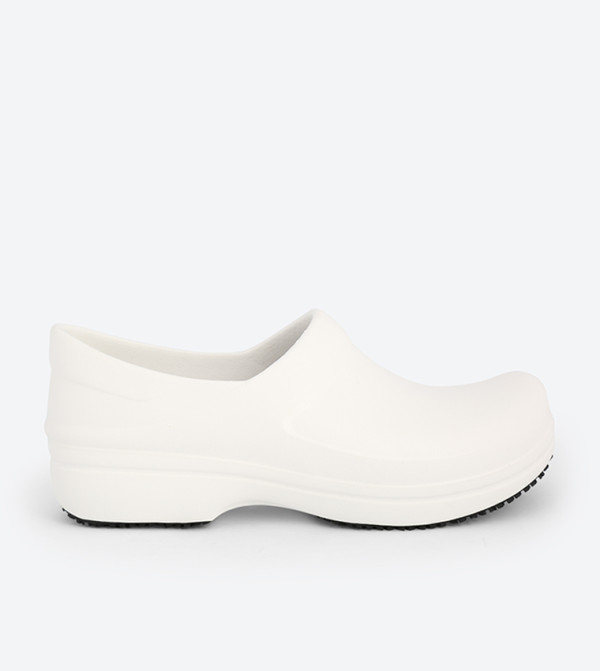 Neria Pro Slip-Ons - White