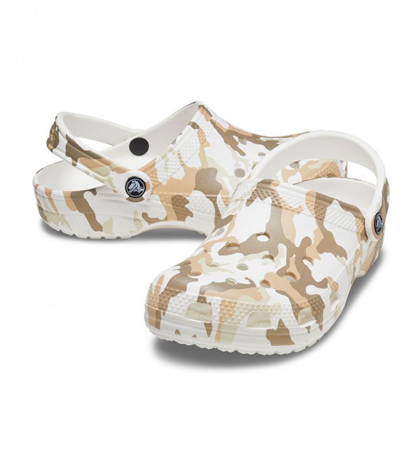 crocs camo clogs