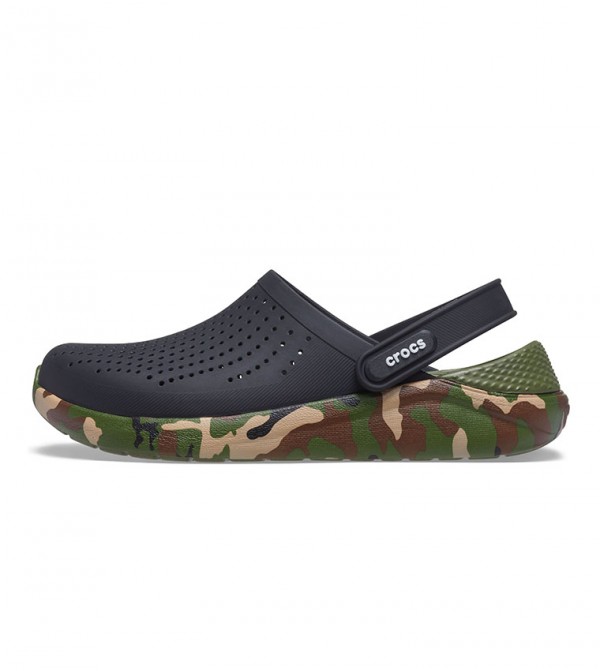 crocs literide printed camo