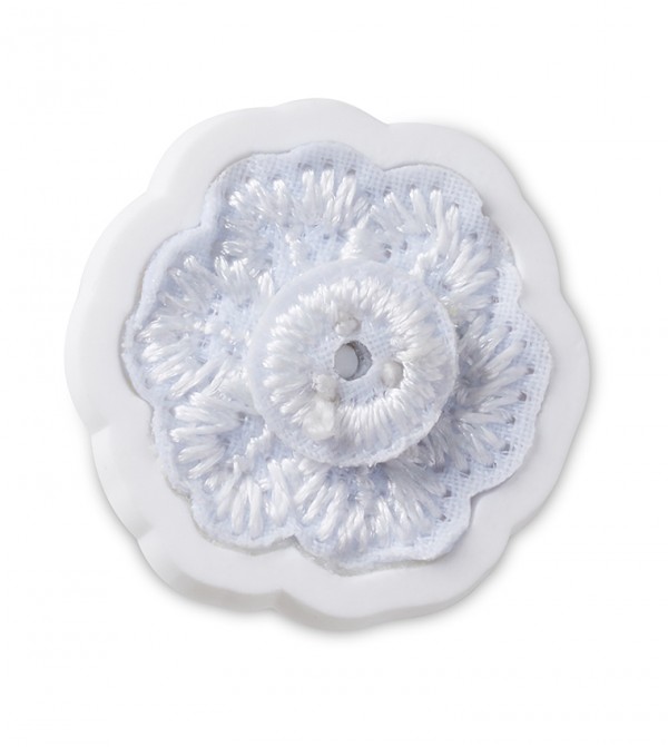 Elegant White Floral 4
