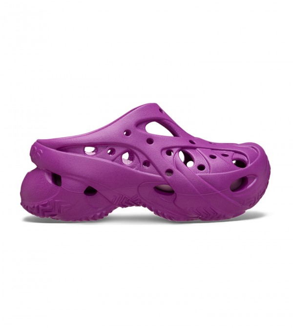 Caged Clog
