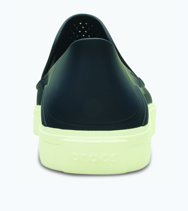 Crocs | Citilane Roka Slip-On | 6TH STREET.COM display picture 2