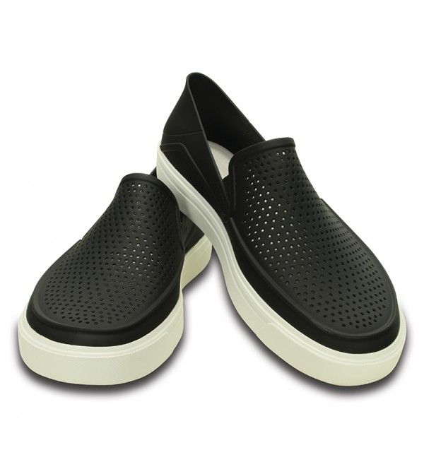 Crocs men's slip on shoes best sale