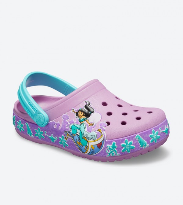 Crocs fashion fun lab graphic