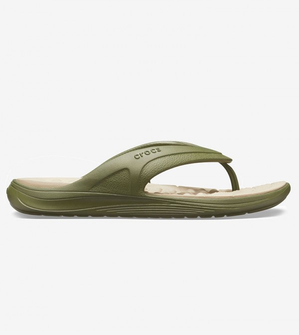 Crocs reviva flip hotsell