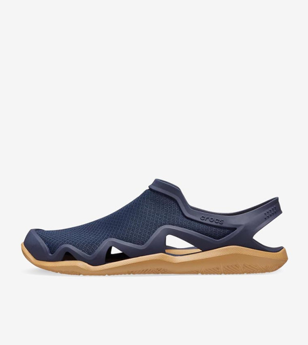 crocs swiftwater mesh wave men's swiftwater wave