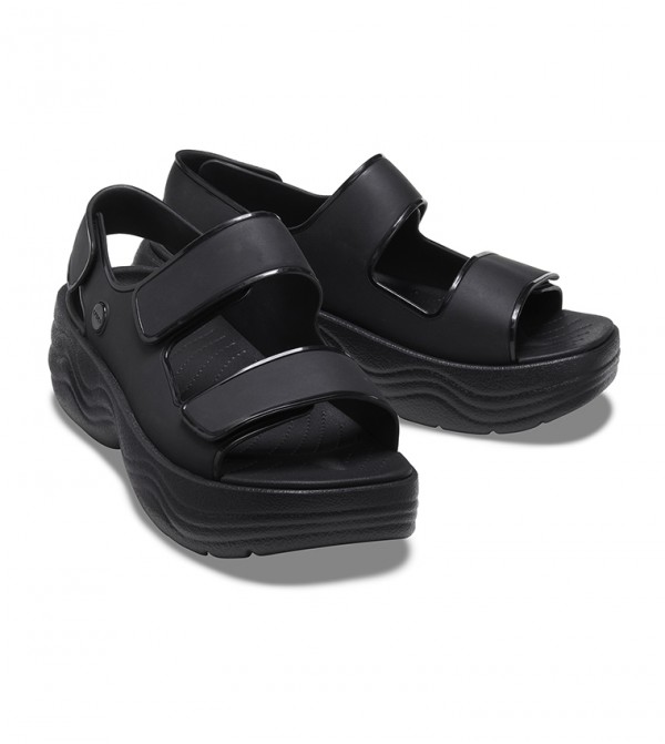 サンダル・ミュール CROCS Women Sandals 210390 001 BLACK Amazon.com: Crocs Women's Flip Flops Sandal, Black, 6 US